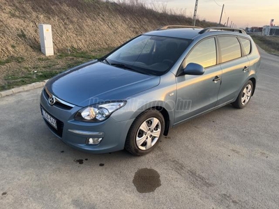 HYUNDAI I30 1.4 DOHC Classic