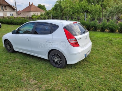 HYUNDAI I30 1.4 DOHC Classic