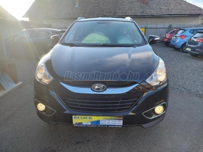 HYUNDAI IX 35 ix35 1.6 GDi Premium VÉGIG VEZETETT SZERVIZKÖNYV!