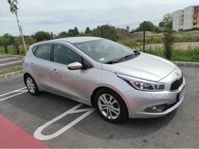 KIA CEE'D SW 1.6 CRDI EX