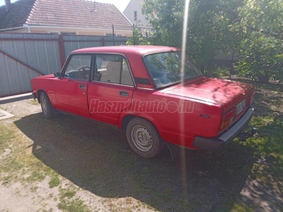 LADA 2105