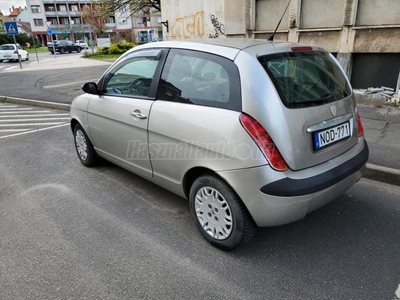 LANCIA YPSILON 1.2