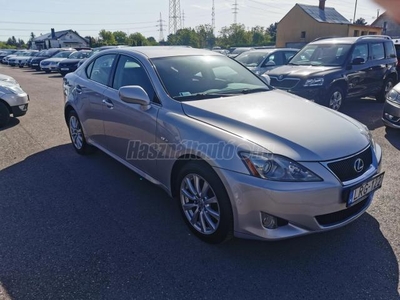 LEXUS IS 220d Sport