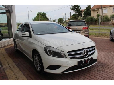 MERCEDES-BENZ A 180 (BlueEFFICIENCY) 7G-DCT BI-XENON/FÉLBŐR/NAVI