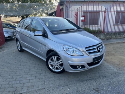 MERCEDES-BENZ B 180 BlueEFFICIENCY 1.TULAJ! VÉGIG MÁRKASZERVIZBEN SZERVIZELT! 2.ÉV FRISS MŰSZAKIVAL!