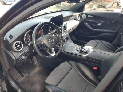 MERCEDES-BENZ C 220 T BlueTEC d 7G-TRONIC