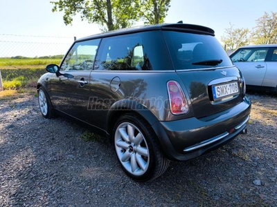 MINI MINI Cooper 1.6 PARKLANE KIVITEL ÚJ VÁLTÓVAL KIVÁLÓ MŰSZAKI ÁLLAPOTBAN AZONNAL VIHETŐ