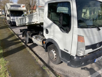 NISSAN CABSTAR 2.5 35.11 S Mod.2007 Premium Gyári billencs!!! 3.5T VONTATÁS!!