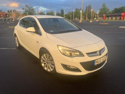 OPEL ASTRA J 1.4 T Cosmo Navi. félbőr. magánszemély. szervízkönyv