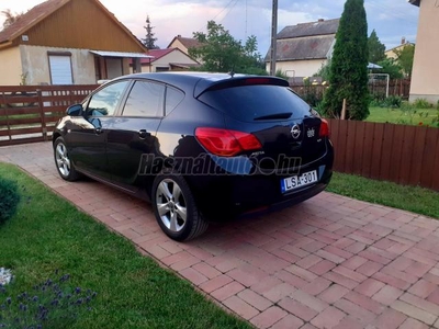 OPEL ASTRA J 1.7 CDTI Enjoy