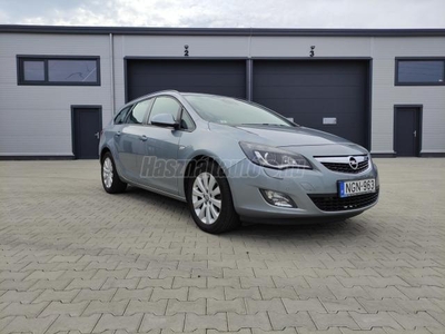 OPEL ASTRA J Sports Tourer 2.0 CDTI Sport