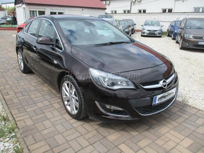 OPEL ASTRA Sedan 1.4 T Cosmo XENON-FÉL BŐR-TEMPOMAT-124-EZER KM!!!