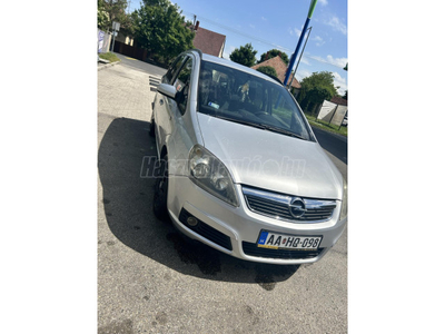 OPEL ZAFIRA B 1.6 Cosmo