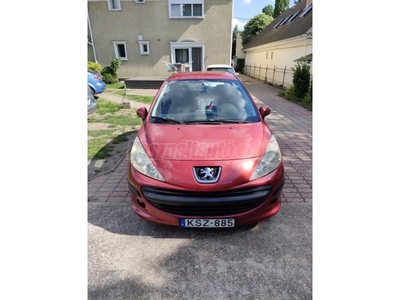 PEUGEOT 207 1.4 16V Urban