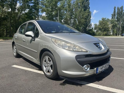 PEUGEOT 207 1.4 VTi Trendy