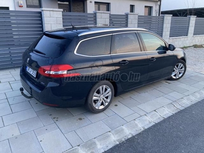 PEUGEOT 308 SW 1.6 BlueHDi Allure Panoráma tető. vonó h. 6 seb