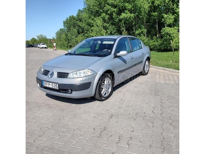 RENAULT MEGANE 1.6 16V Expression Komfort