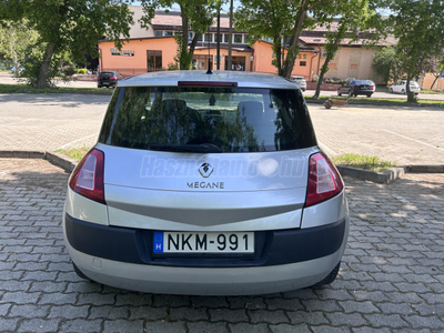 RENAULT MEGANE 1.6 Dynamique