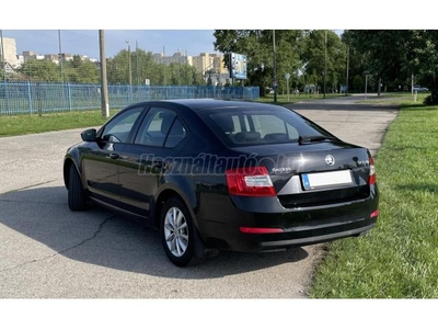 SKODA OCTAVIA 1.6 CR TDI Style