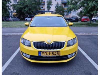 SKODA OCTAVIA 1.6 CR TDI Style DSG