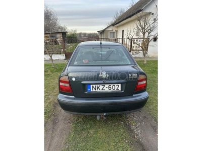 SKODA OCTAVIA 1.6 GLX