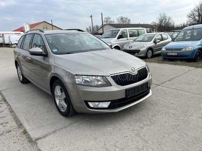 SKODA OCTAVIA Combi 2.0 CR TDI Elegance D.KLÍMA-ÜL.FŰTÉS-RADAR-SPORTKORMÁNY-ALUFELNI