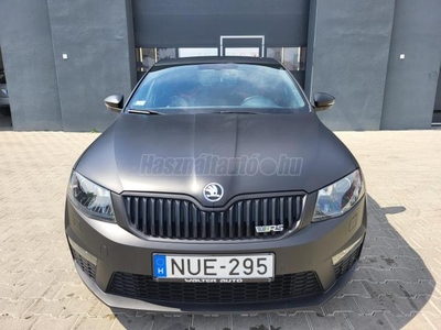 SKODA OCTAVIA Combi 2.0 CR TDI RS DSG MAGYARORSZÁGI!!!180.000KM!!!MATT FEKETE FÓLIA!!!PANORÁMATETŐ!!!