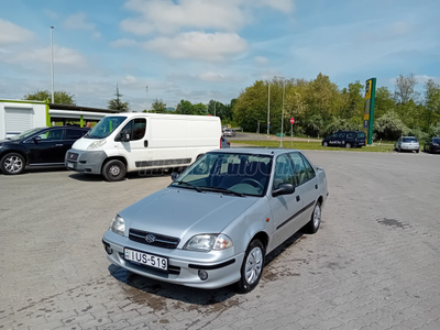 SUZUKI SWIFT Sedan 1.3 16V GLX Extra