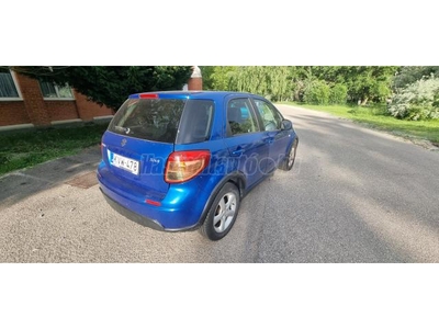 SUZUKI SX4 1.5 GLX AC Winter Limitált