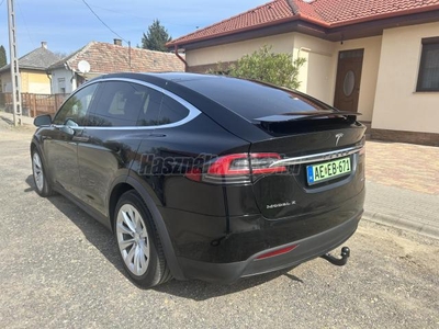 TESLA MODEL X 75D (Automata)