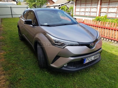 TOYOTA C-HR 1.8 Hybrid Dynamic Comfort LED Premium pack e-CVT