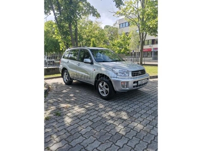 TOYOTA RAV 4 Rav4 2.0 4x4