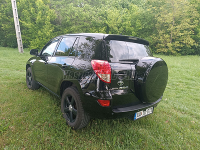 TOYOTA RAV 4 Rav4 2.0 4x4 Sol (Automata)