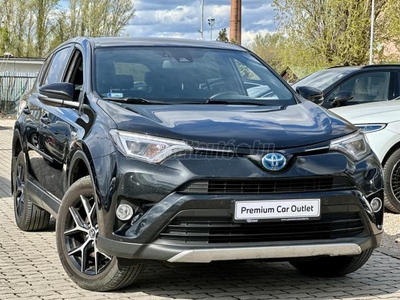 TOYOTA RAV 4 Rav4 2.5 Hybrid Trend Safety e-CVT magyarországi. szkönyves. első tulajdonostól!