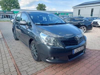 TOYOTA VERSO 1.6 Sol