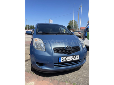 TOYOTA YARIS 1.0