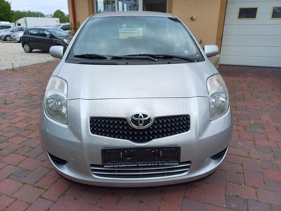 TOYOTA YARIS 1.0 998 Ice