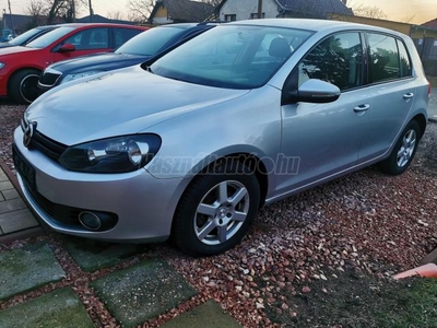 VOLKSWAGEN GOLF VI 1.6 Comfortline