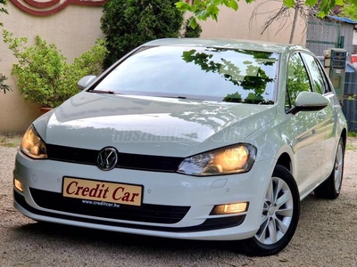 VOLKSWAGEN GOLF VII 1.2 TSi BMT Trendline Végig vezetett szervizkönyv - PARKOLÓRADAR - TEMPOMAT - 23 ÉVE CREDIT CAR