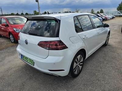 VOLKSWAGEN GOLF VII e-Golf Nagy Akkus! Digitális műszeregység! Tolatókamera! Hőszivattyús! Ülésfűtés!