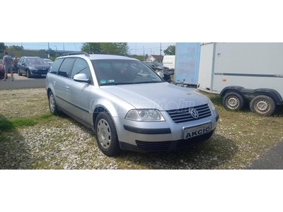 VOLKSWAGEN PASSAT Variant 1.6 Comfortline Business