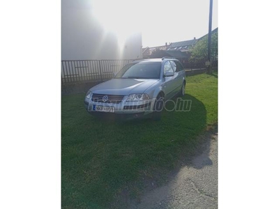 VOLKSWAGEN PASSAT Variant 1.9 PD TDI Highline