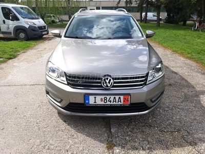 VOLKSWAGEN PASSAT VII Variant 2.0 CR TDI Comfortline BMT R-Line 2x