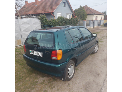 VOLKSWAGEN POLO 1.0