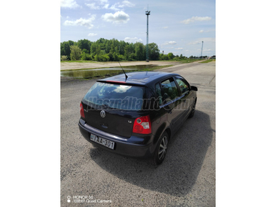 VOLKSWAGEN POLO IV 1.4 75 16V