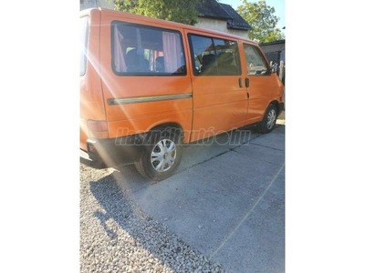 VOLKSWAGEN TRANSPORTER T4 1.9 Mixto 70B 1E2 M