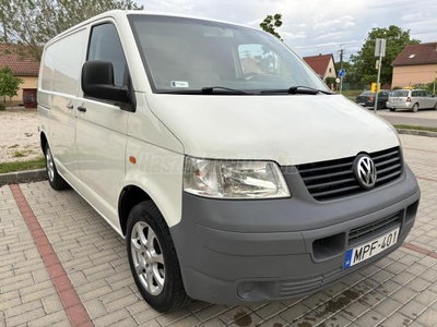 VOLKSWAGEN TRANSPORTER T5 1.9 TDI Basic Klímás