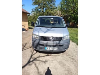 VOLKSWAGEN TRANSPORTER T5 1.9 TDI