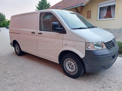 VOLKSWAGEN TRANSPORTER T5 2.5 TDI