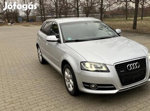 AUDI A3 2.0 TDI Ambiente DPF quattro 4x Ülésfűt...